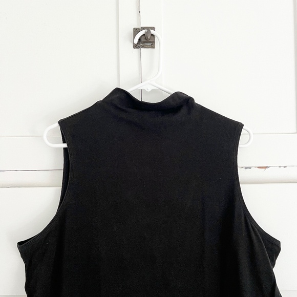 Athleta Outbound II Tank in Black Size XL - Picture 3 of 5